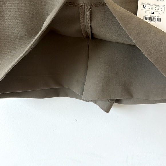 Brand New w Tags! ZARA Dark Khaki Double Belt Skirt-Shorts Size M - Picture 5 of 7